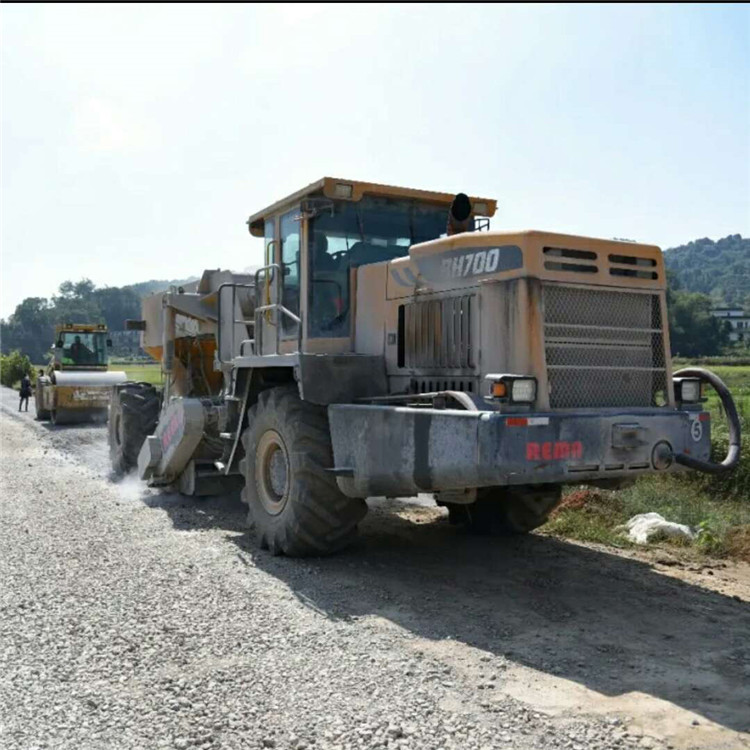 江西宜春省道水泥路面就地破碎項(xiàng)目